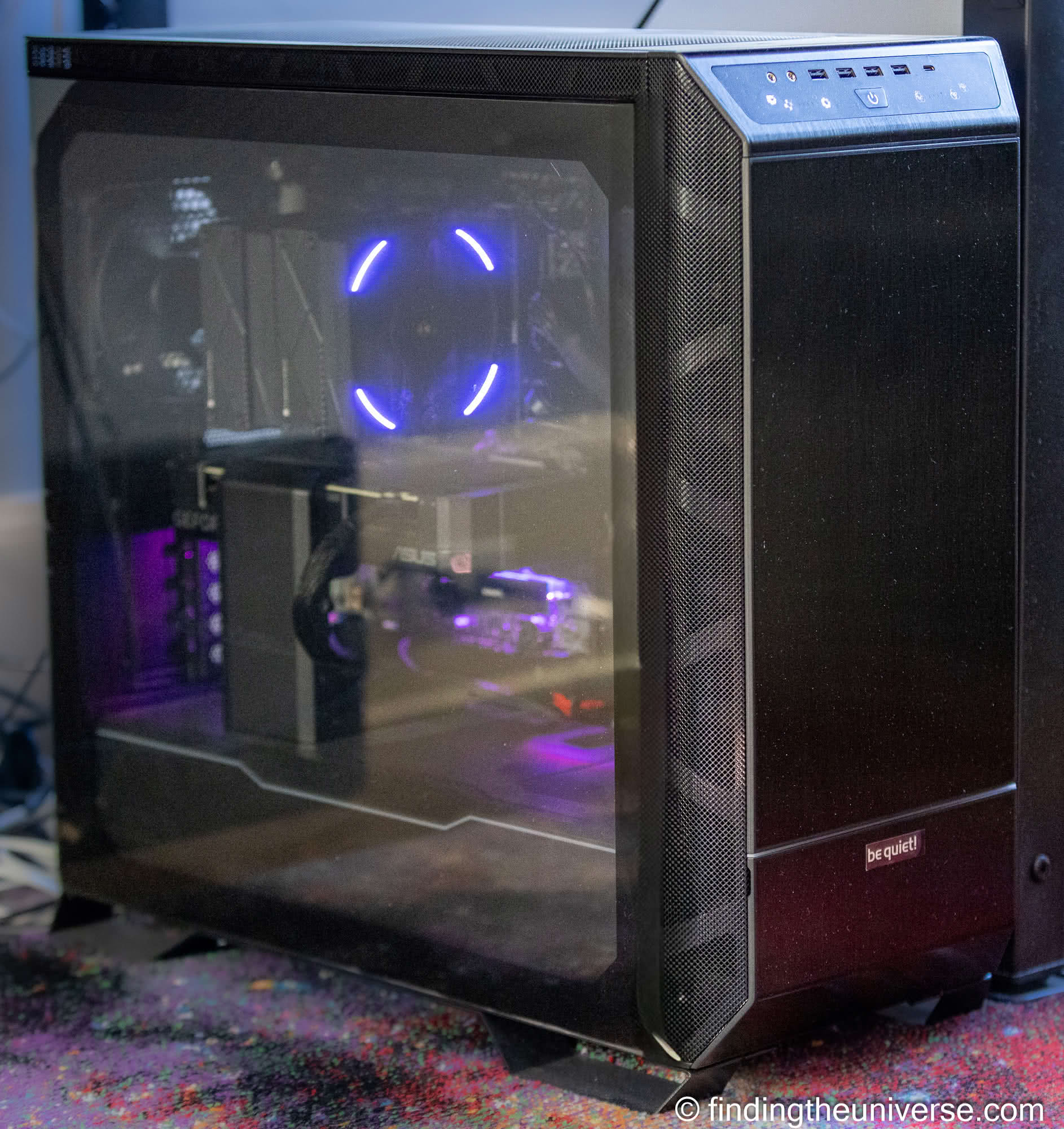 Desktop PC by Laurence Norah