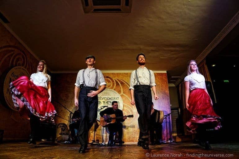 Irish252520dancers252520traditional252520costume252520Dublin25255B225255D