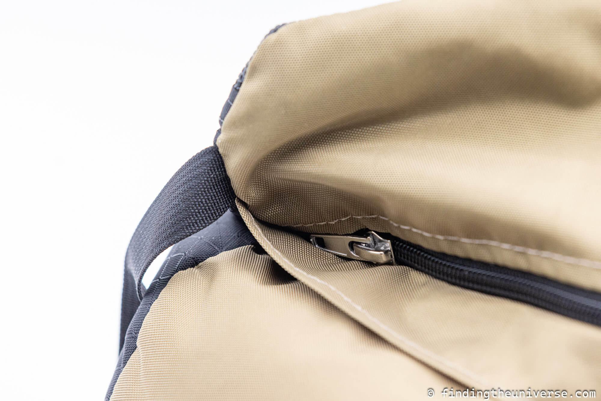 Kinesis Safari Sack 4.2 photography bean bag zip by Laurence Norah