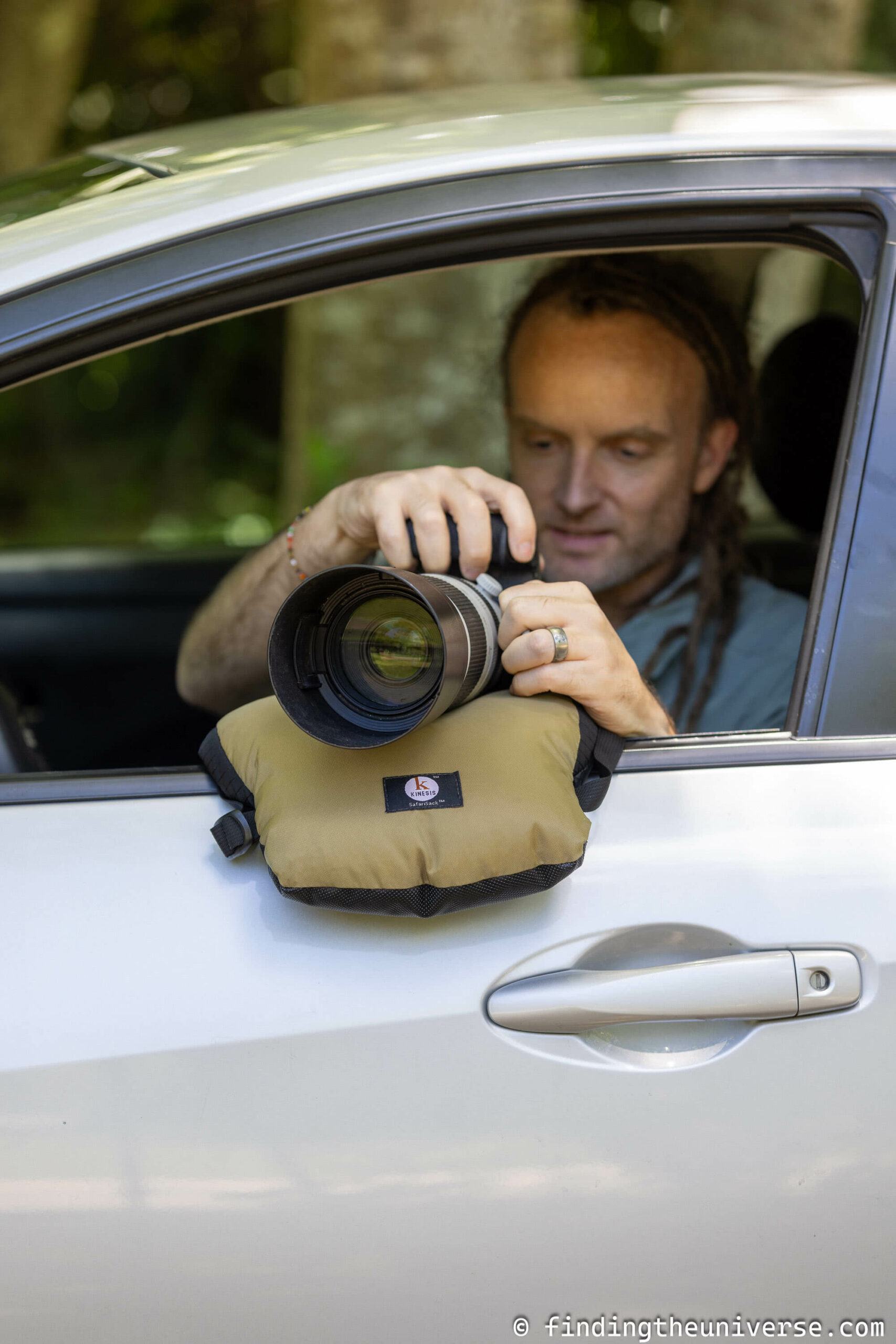 Photography bean bag in car by Laurence Norah-4